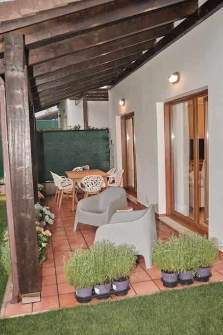Yuhom, Casas Con Alma, Xacedos 1