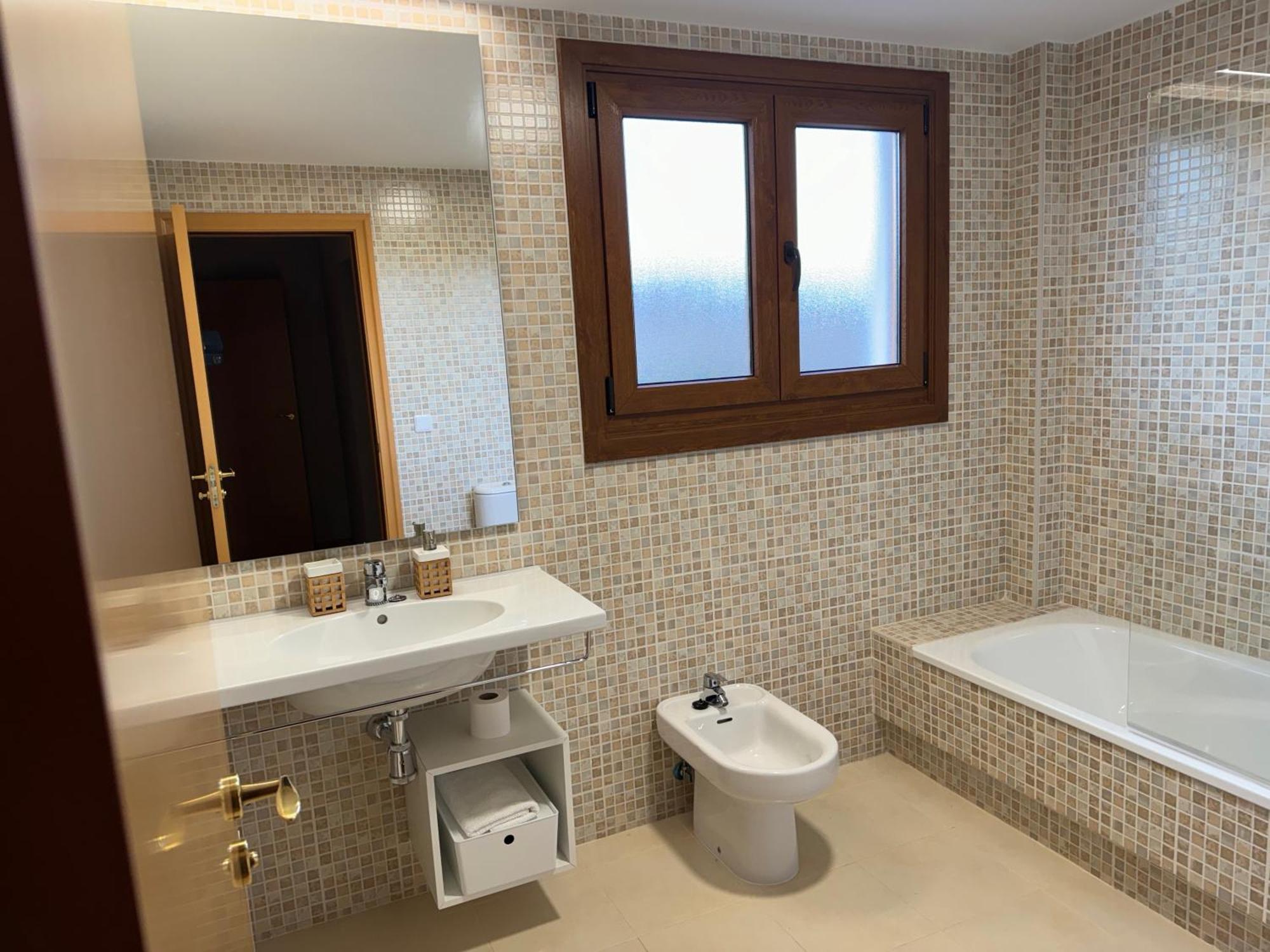 Yuhom, Casas Con Alma, Xacedos 1 * Mino